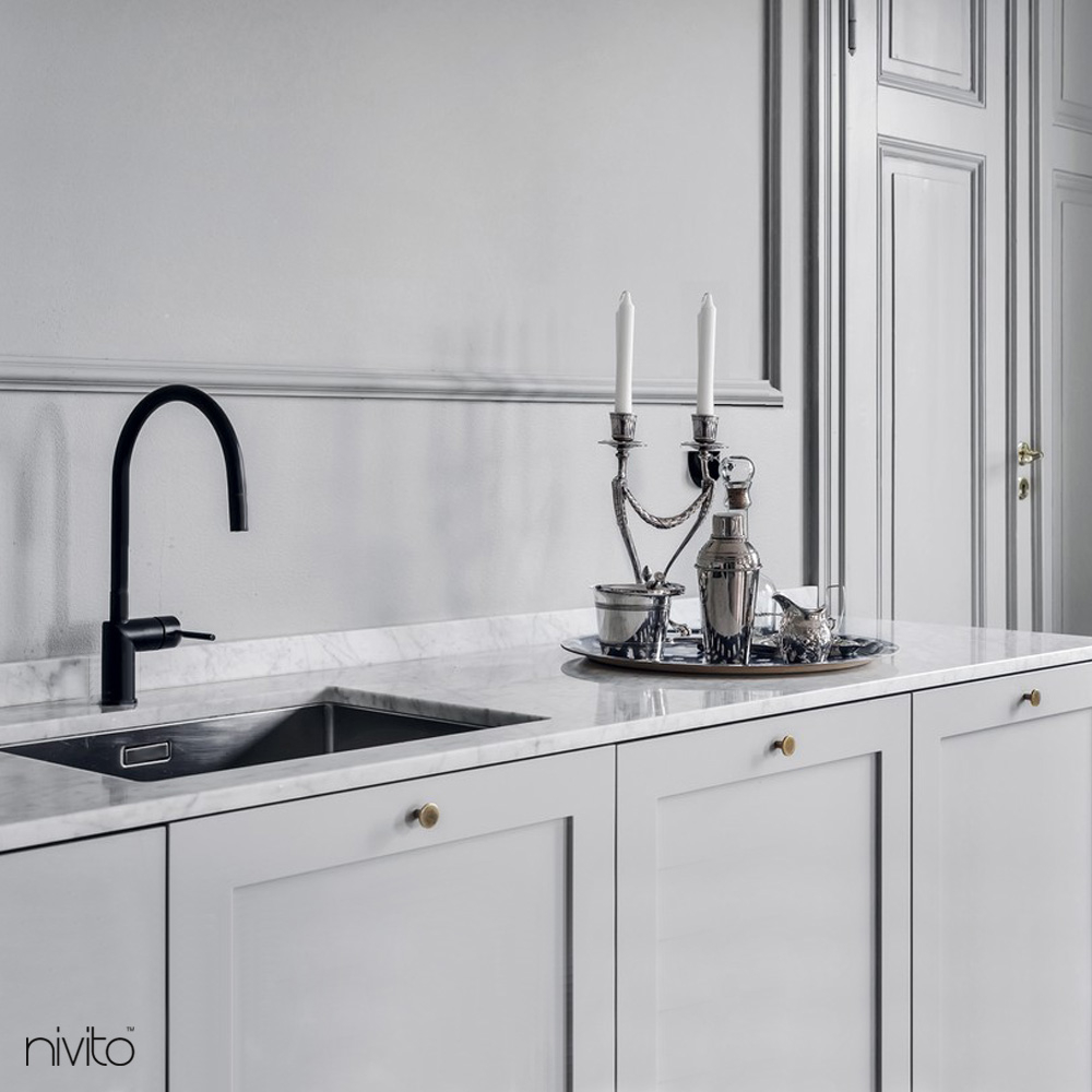 Black Kitchen Tap - Nivito RH-120